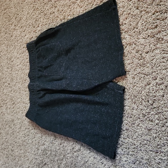 NBA LeBron James #23 Cleveland Cavs Shorts - Picture 6 of 6